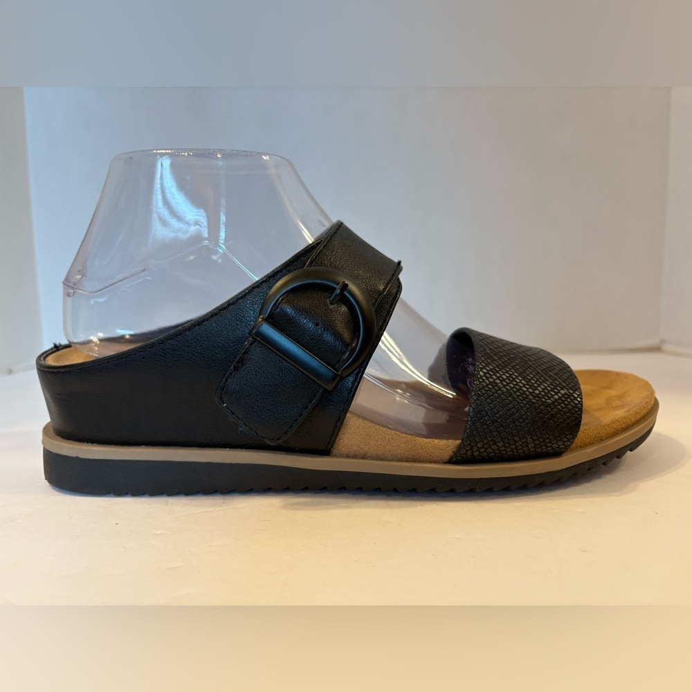 Eurosoft by Sofft black 2 band sandals size 8M - Picture 3 of 10